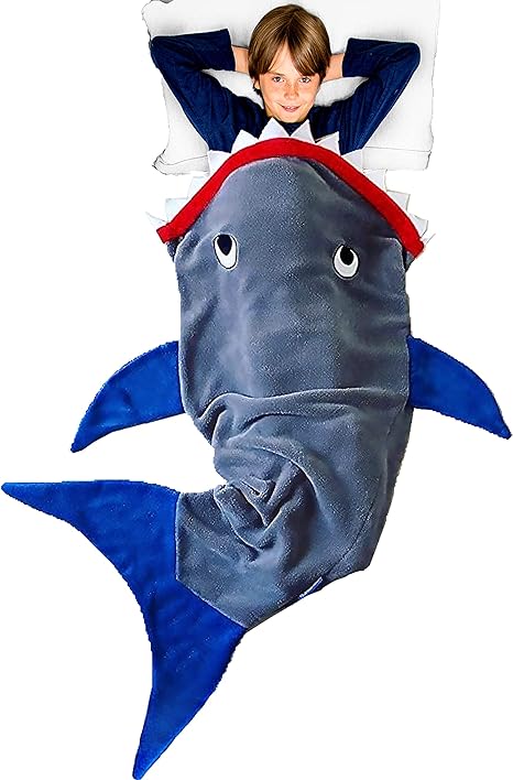 shark-hoodies-and-slippers-kids-glow-in-dark-shark-blanket