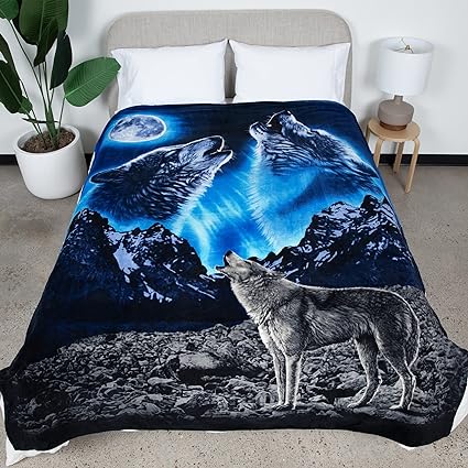 wolf-gift-ideas-howling-wolf-fleece-throw