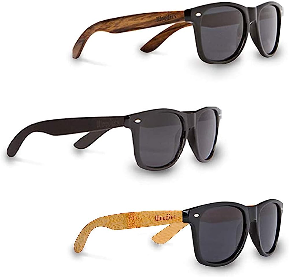 family-beach-trip-three-wood-polarized-sunglasses-bundle