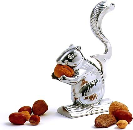 squirrel-lovers'-gift-ideas-squirrel-themed-nutcracker