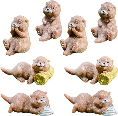 otter-gift-guide-miniature-otter-cake-toppers