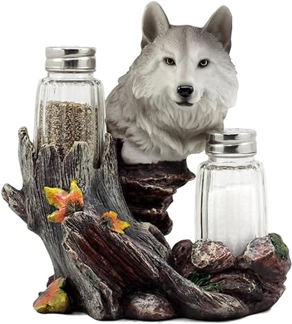 wolf-gift-ideas-rustic-wolf-salt-&-pepper-holder