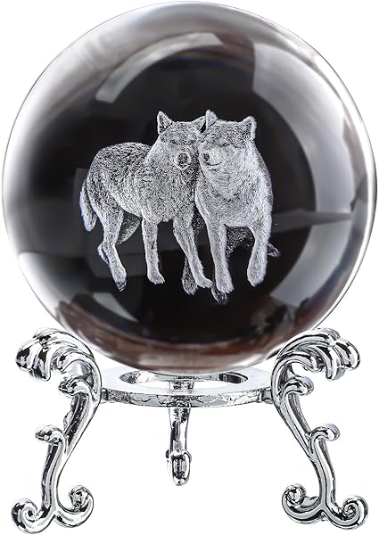 wolf-gift-ideas-wolf-themed-crystal-paperweight