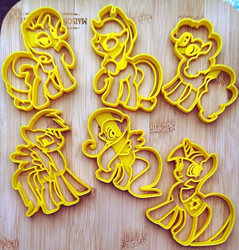 mlp-birthday-party-supplies-mlp-character-cookie-cutter-set