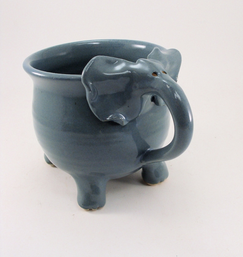 gifts-for-elephant-lovers-handmade-elephant-shaped-mug