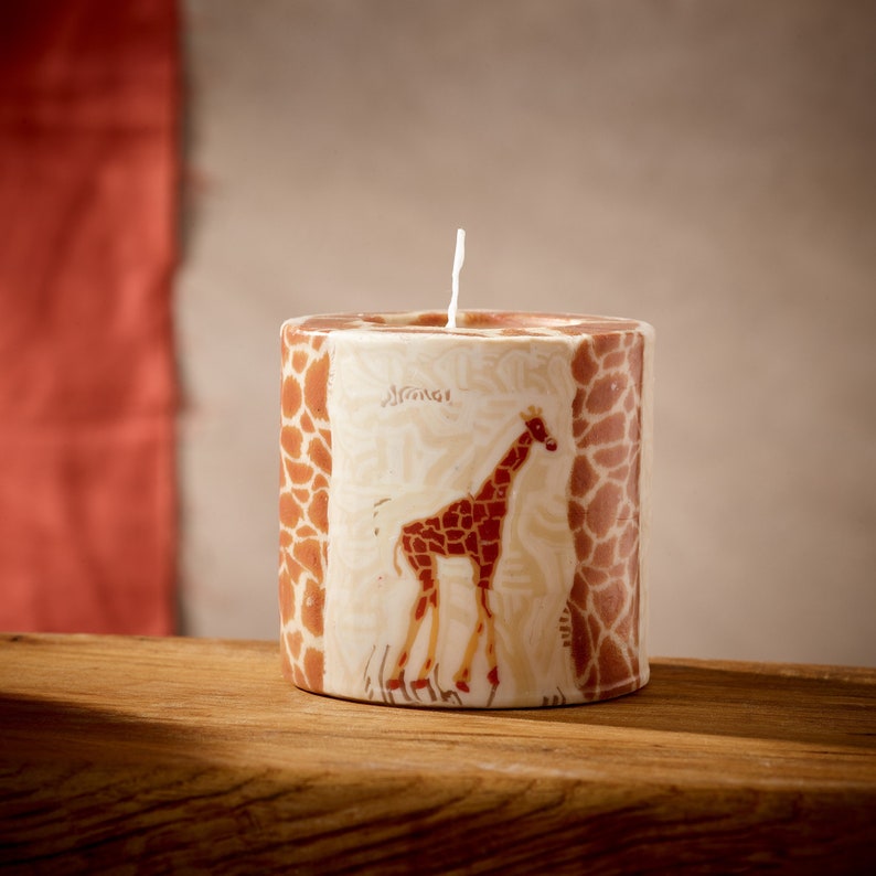 giraffe-gift-ideas-fair-trade-giraffe-candle