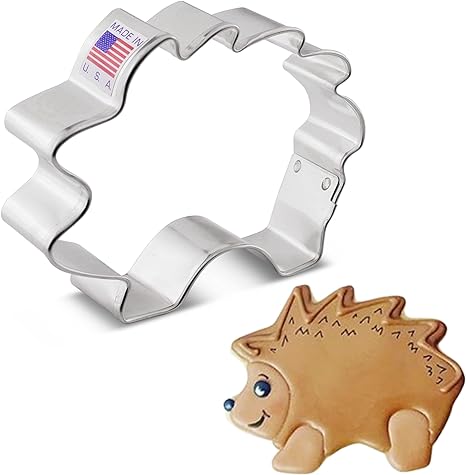 hedgehog-gifts-ideas-hedgehog-baking-cookie-cutter