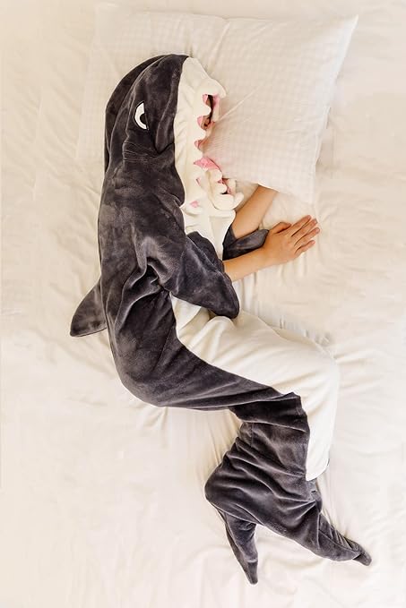 shark-hoodies-and-slippers-shark-themed-wearable-blanket